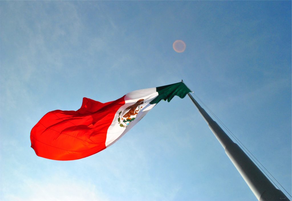 mexico-resort-flag